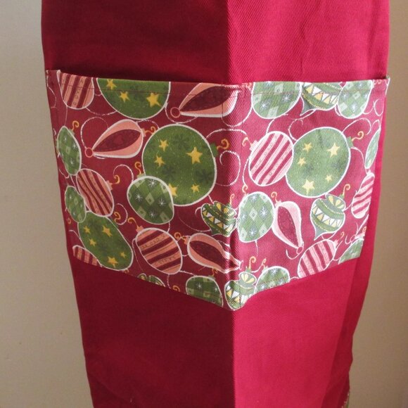 NWOT! Christmas Apron One Size Fits Most, Red w/Ornaments and Naughty or Nice? - Picture 4 of 7